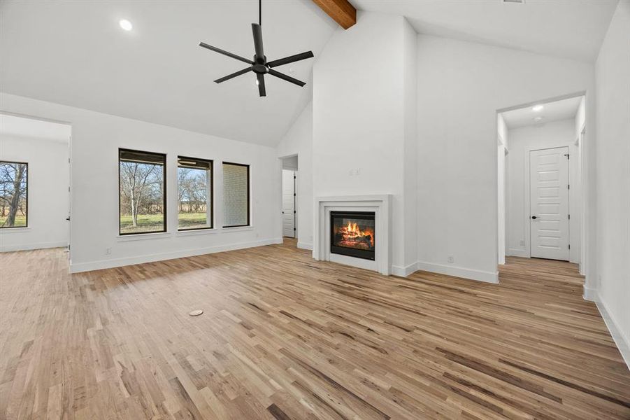 Spacious, unfurnished interior of a new home in Rolling Creek Ranch, Aledo (Image 23).