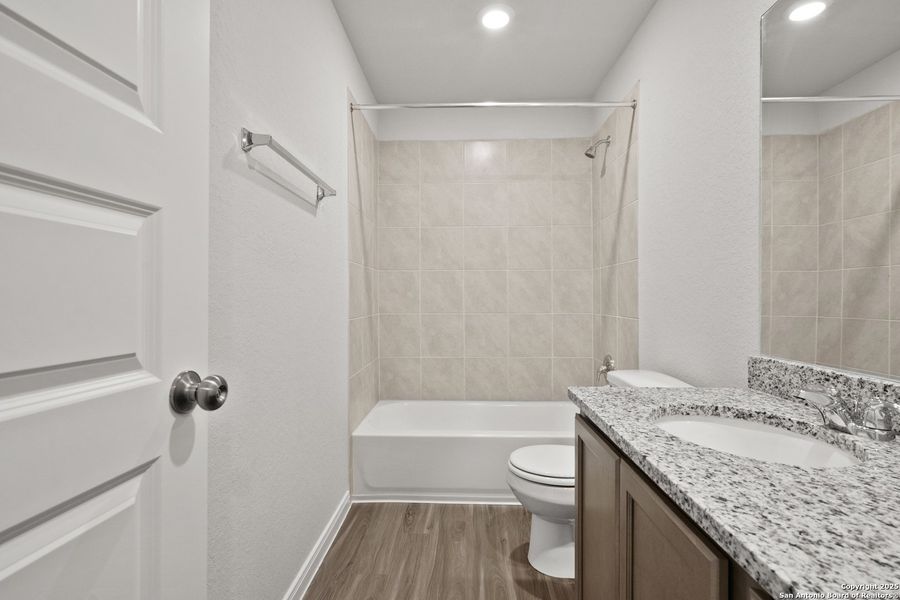 Furnished interior view inside a new home in Swenson Heights, Seguin (Image 10). Furnished interior view inside a new home in Swenson Heights, Seguin (Image 10).