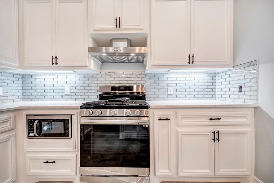 Sample kitchen with some variations