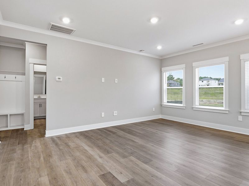 Spacious, unfurnished interior of a new home in Watkins Glen, Raleigh (Image 10). Spacious, unfurnished interior of a new home in Watkins Glen, Raleigh (Image 10).