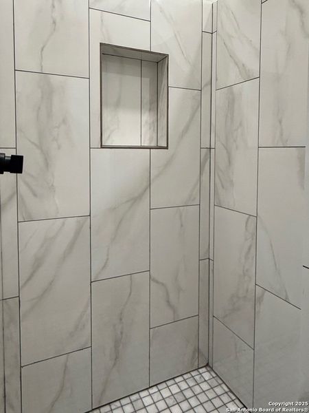 Image 41 of a home in .