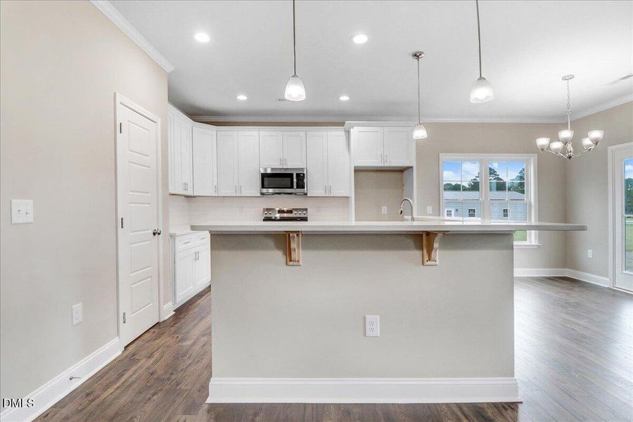 18-102 Chester Pl-17