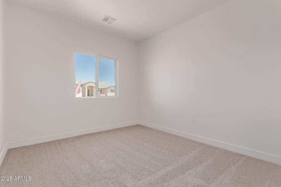 28 Sandstone Mountain