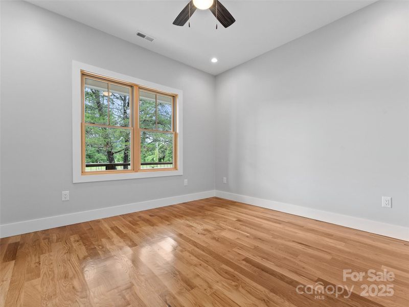 Spacious, unfurnished interior of a new home in , Brevard (Image 27).