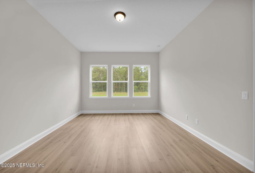 Spacious, unfurnished interior of a new home in Courtney Oaks at SilverLeaf, St. Augustine (Image 32).