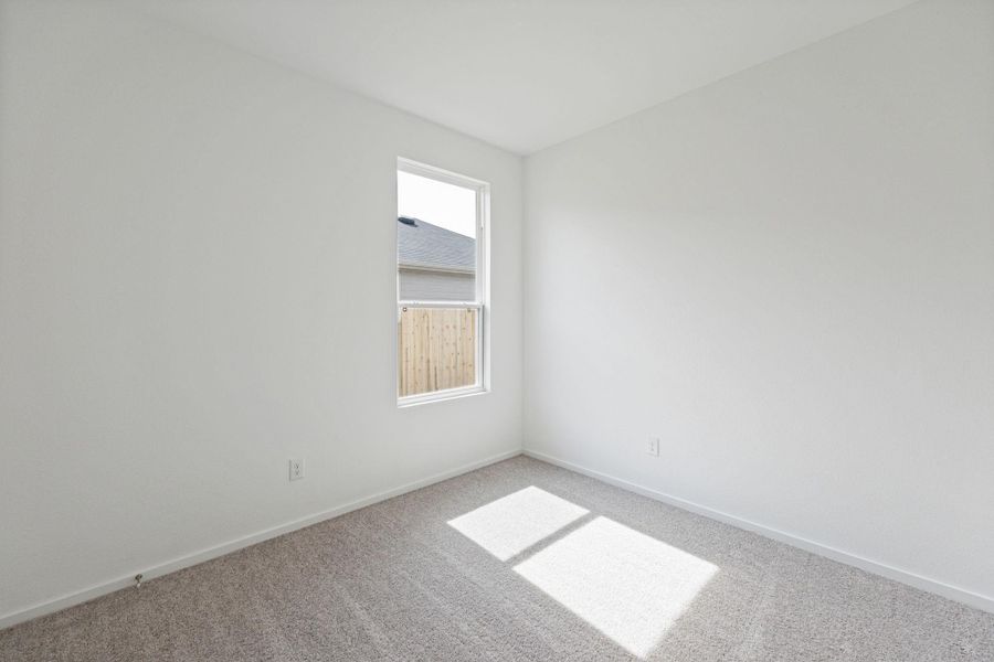 Spacious, unfurnished interior of a new home in Montgomery Bend, Montgomery (Image 19).