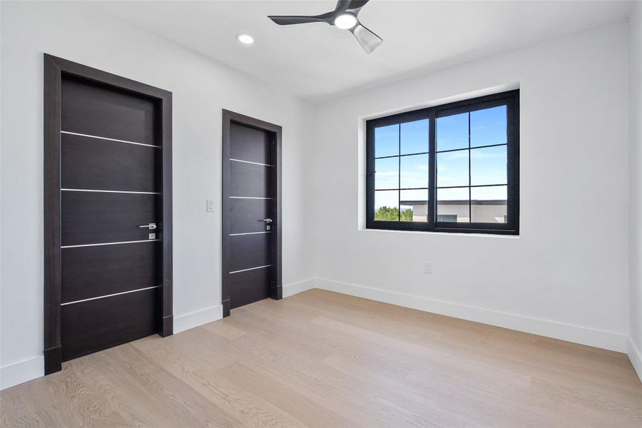 Spacious, unfurnished interior of a new home in , Lago Vista (Image 34).