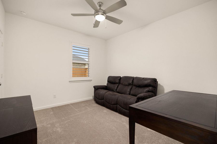 Furnished interior view inside a new home in Bonterra at Cross Creek Ranch 45s - Age 55+, Fulshear (Image 15).