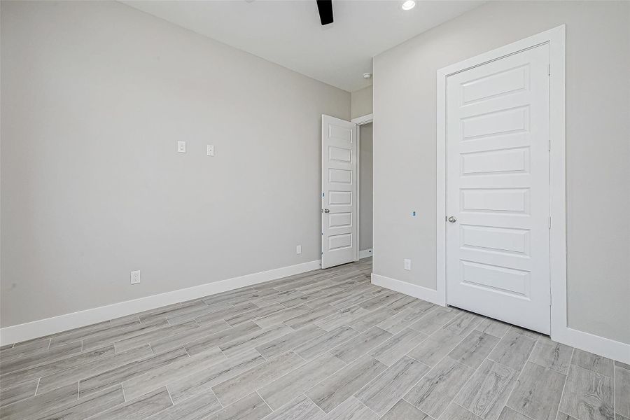 Spacious, unfurnished interior of a new home in , Needville (Image 33).