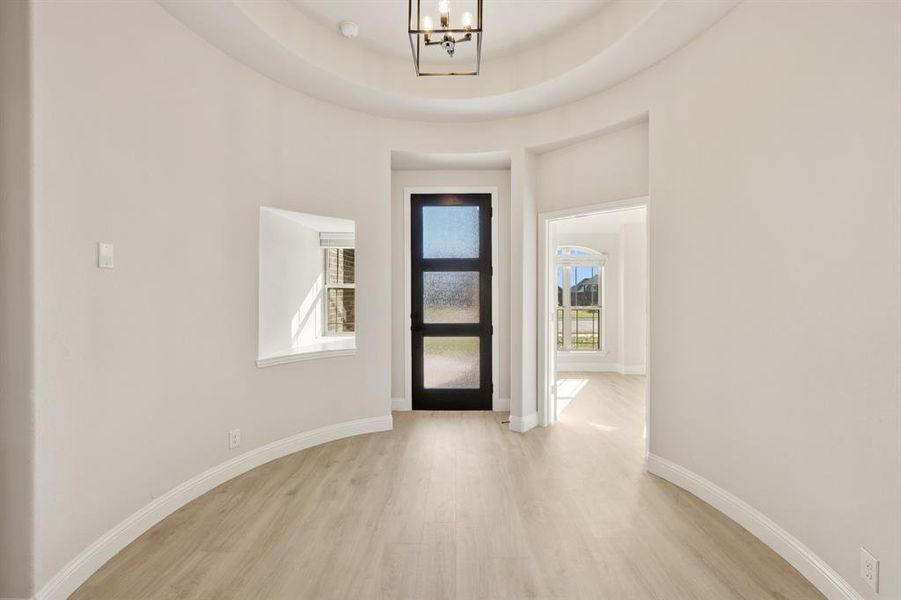 Spacious, unfurnished interior of a new home in Coyote Crossing, Godley (Image 21).