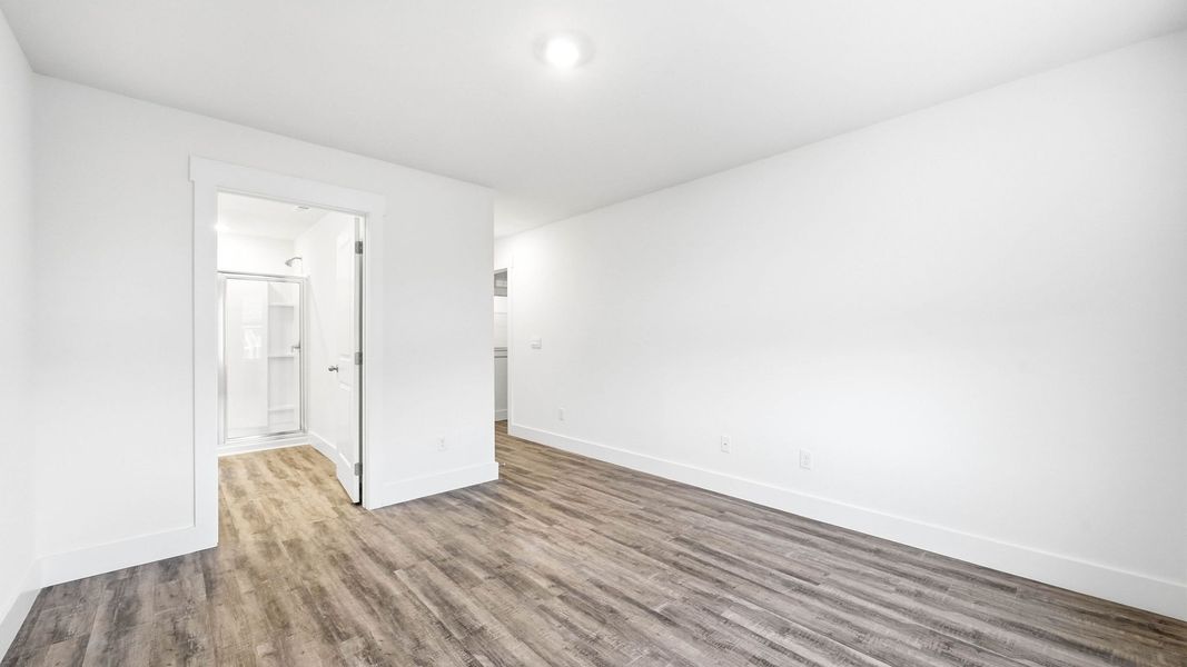 Spacious, unfurnished interior of a new home in The Arbor Townhomes, Kingsport (Image 13).