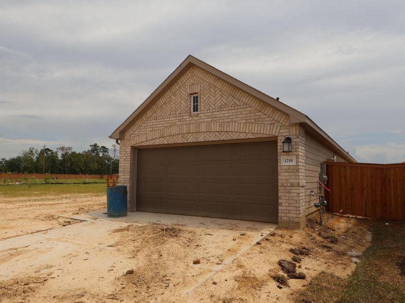 Image 36 of a home in Indian Springs. Image 36 of a home in Indian Springs.