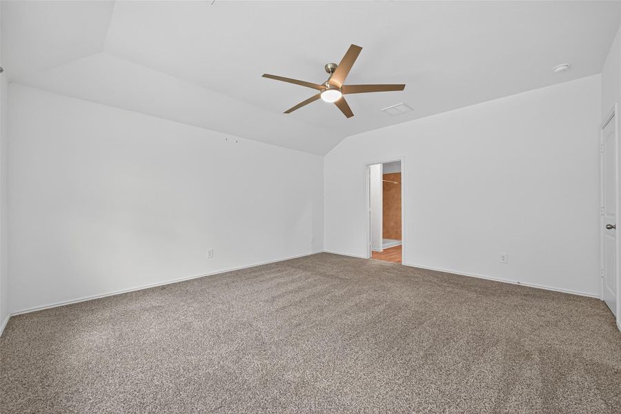 Spacious, unfurnished interior of a new home in Presswoods, Splendora (Image 14).