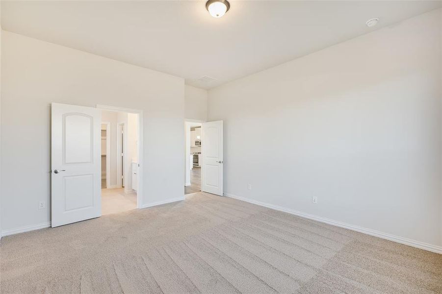 Spacious, unfurnished interior of a new home in Elevon, Lavon (Image 17). Spacious, unfurnished interior of a new home in Elevon, Lavon (Image 17).