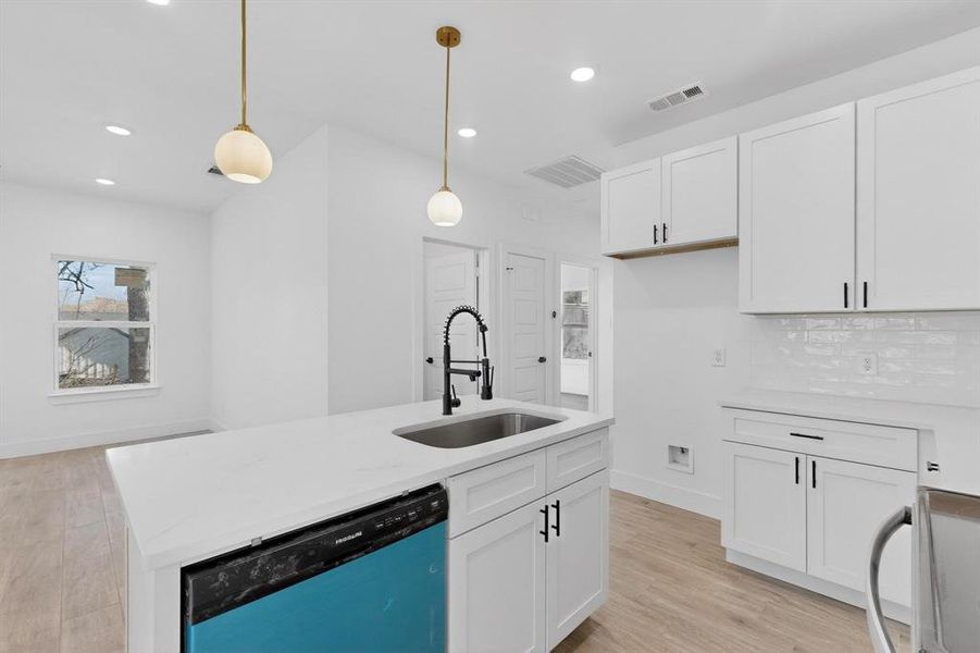 Furnished interior view inside a new home in , Denison (Image 5).