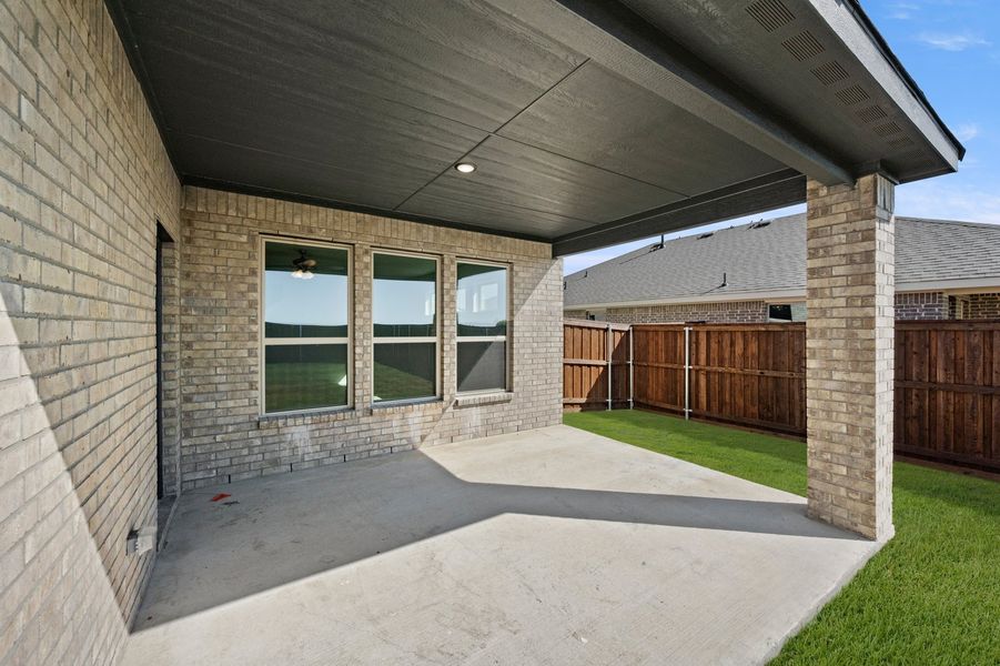 Front exterior of a new home in Myrtle Creek, Waxahachie, TX, highlighting curb appeal (Image 29). Front exterior of a new home in Myrtle Creek, Waxahachie, TX, highlighting curb appeal (Image 29).