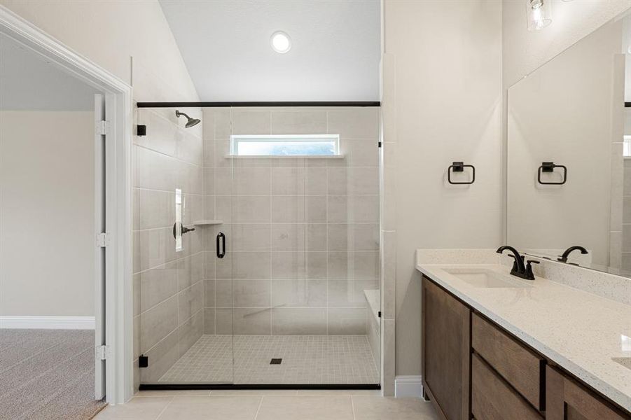 Furnished interior view inside a new home in Sable Creek, Sanger (Image 5).