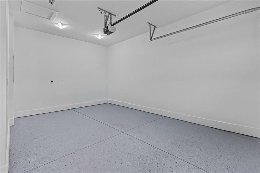 Spacious, unfurnished interior of a new home in , Dacula (Image 77).