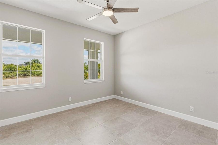 Spacious, unfurnished interior of a new home in , Rotonda West (Image 30).