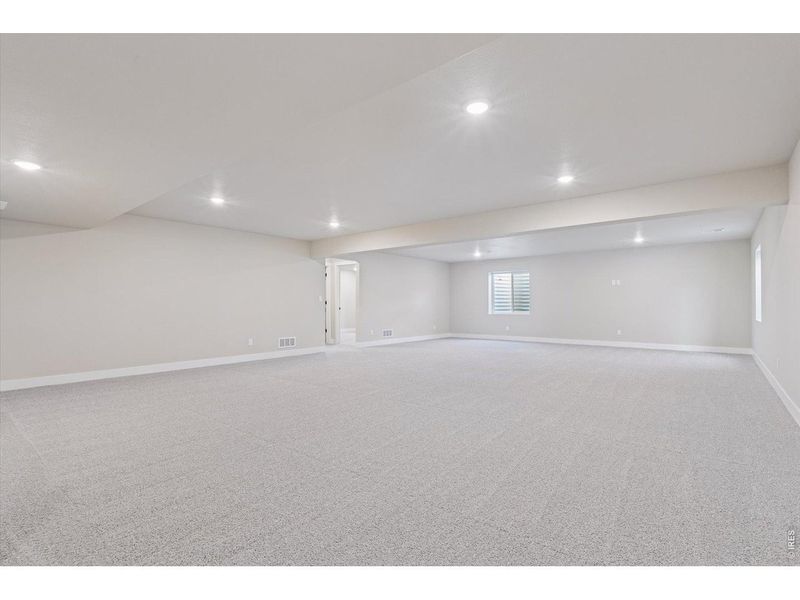 Spacious, unfurnished interior of a new home in Country Club Reserve – Fort Collins, Fort Collins (Image 11). Spacious, unfurnished interior of a new home in Country Club Reserve – Fort Collins, Fort Collins (Image 11).