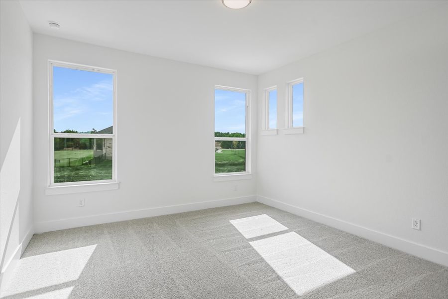 Representative unfurnished interior of a home built from the Santa Barbara II by Giddens Homes in Scofield Farms Estates, Georgetown (Image 173).