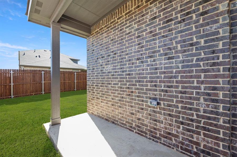 25. 2508 Breakaway - Patio