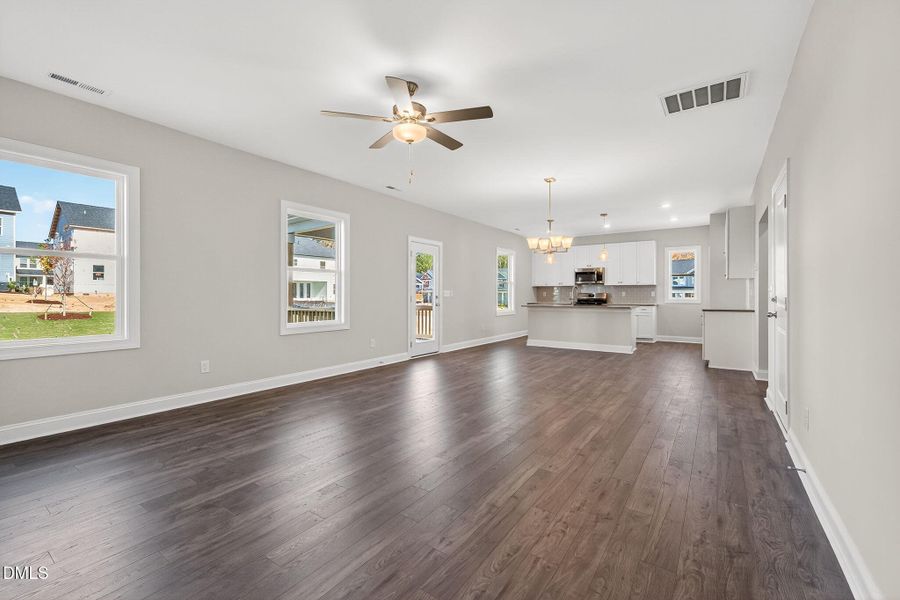 Ral_Knightdale_312 (8)