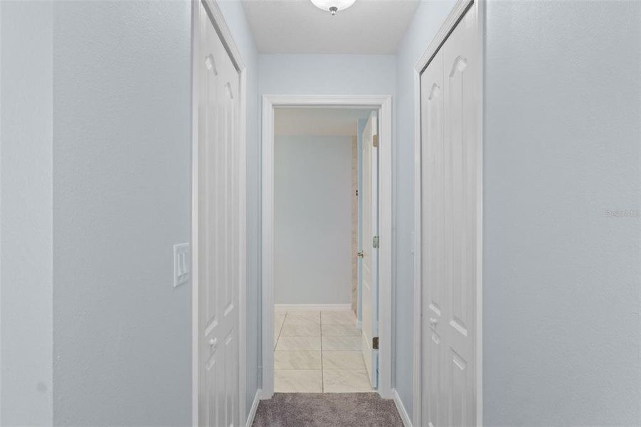 Spacious, unfurnished interior of a new home in , Weeki Wachee (Image 30).