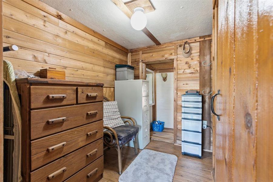 4th Bedroom or Office space 4th Bedroom or Office space