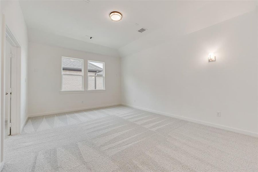 Spacious, unfurnished interior of a new home in The Grove Frisco - 40' Lots, Frisco (Image 30).