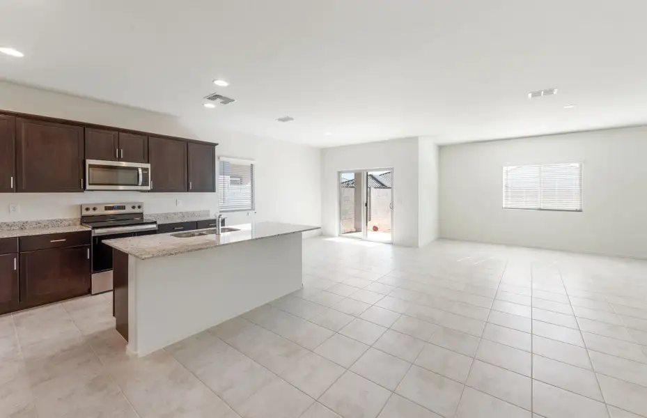 Furnished interior view inside a new home in El Rancho Santa Rosa, Maricopa (Image 11).
