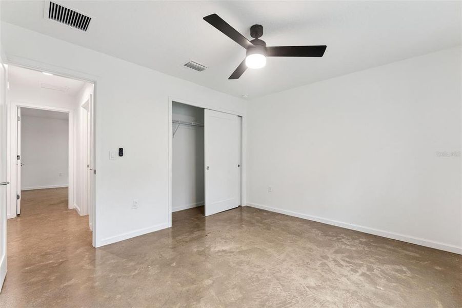 Spacious, unfurnished interior of a new home in , Sanford (Image 26).