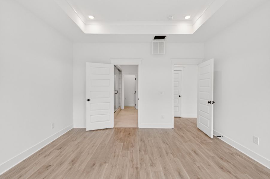 *Photo of example home. Selections and finishes may vary.