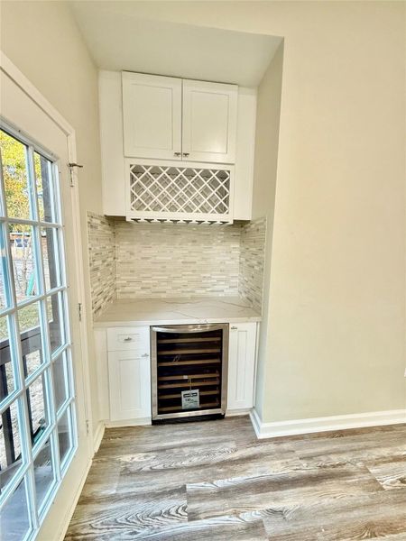 Spacious, unfurnished interior of a new home in , Cleveland (Image 28).