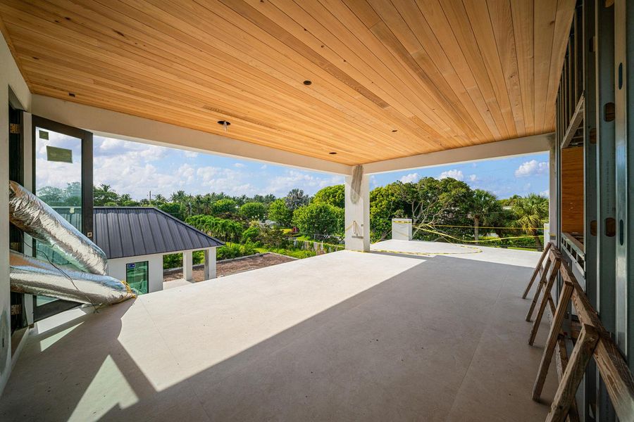 COVERED LOGGIA 2