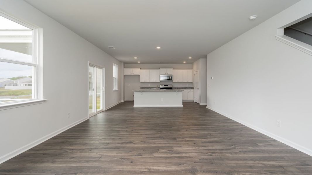 Representative unfurnished interior of a home built from the ARDEN by D.R. Horton in Island Green, Myrtle Beach (Image 15).