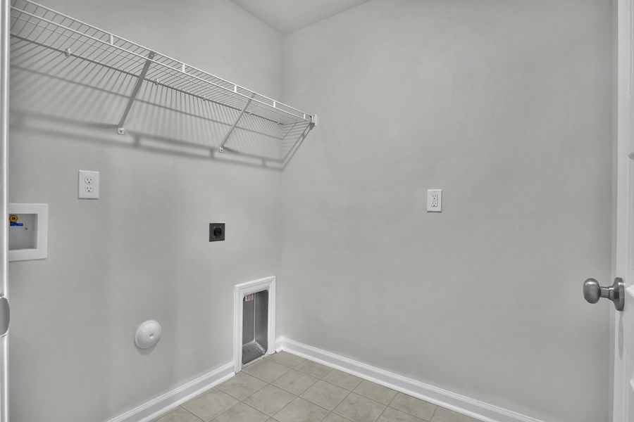 Spacious, unfurnished interior of a new home in Grand Park, Leland (Image 30). Spacious, unfurnished interior of a new home in Grand Park, Leland (Image 30).