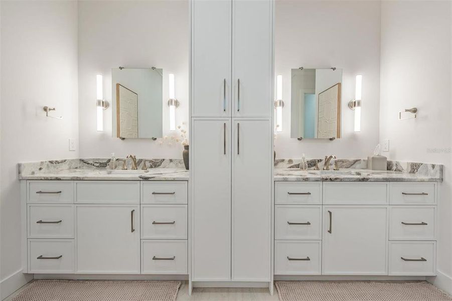 Furnished interior view inside a new home in , Tampa (Image 60).