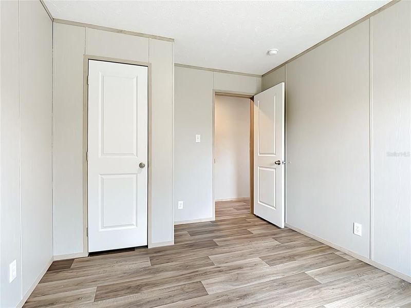 Spacious, unfurnished interior of a new home in , St. Cloud (Image 23).