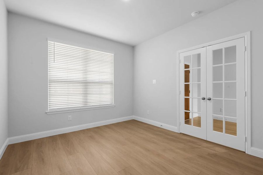 Representative unfurnished interior of a home built from the Garrison I by Cheldan Homes in Stoneview, Glen Rose (Image 52).