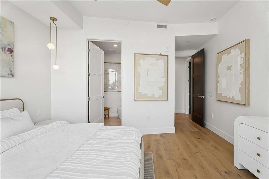 Furnished interior view inside a new home in , Atlanta (Image 30).