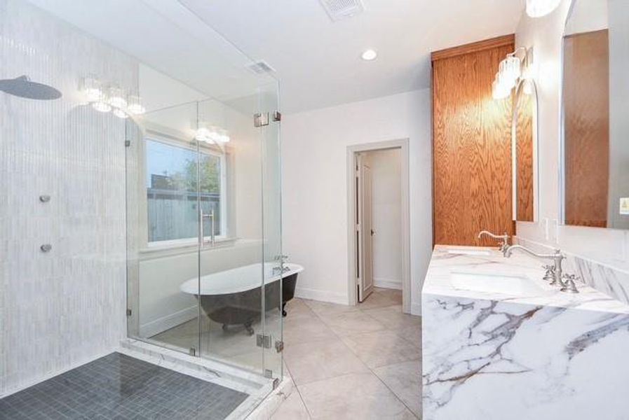 Furnished interior view inside a new home in , Houston (Image 10). Furnished interior view inside a new home in , Houston (Image 10).