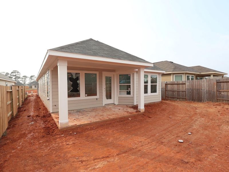 Exterior details and patio area of a home in Lone Star Landing, Montgomery (Image 4).