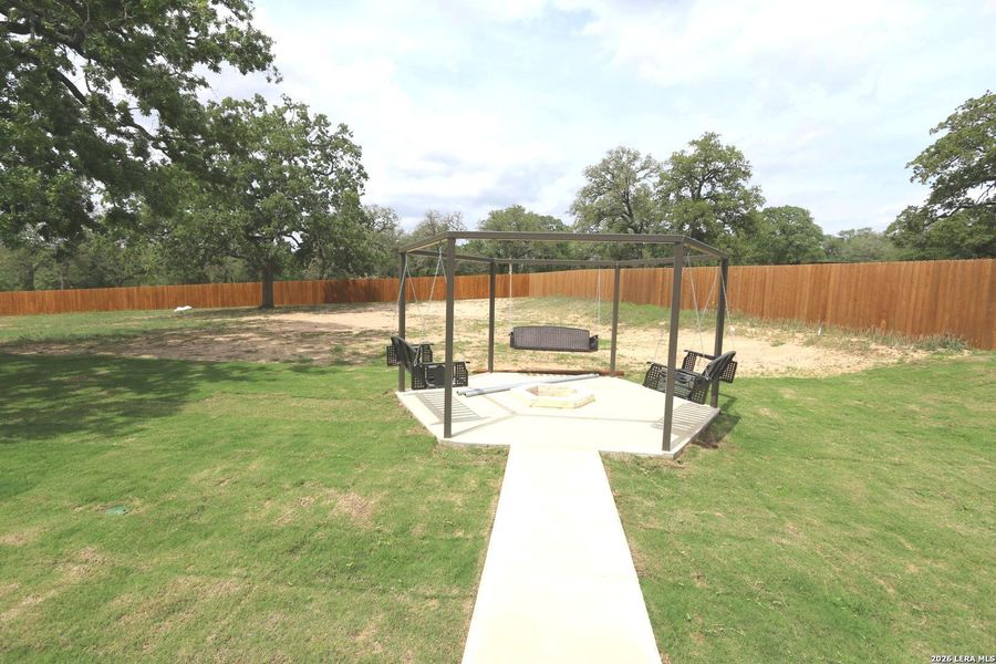 Community amenities in , La Vernia (Image 80).