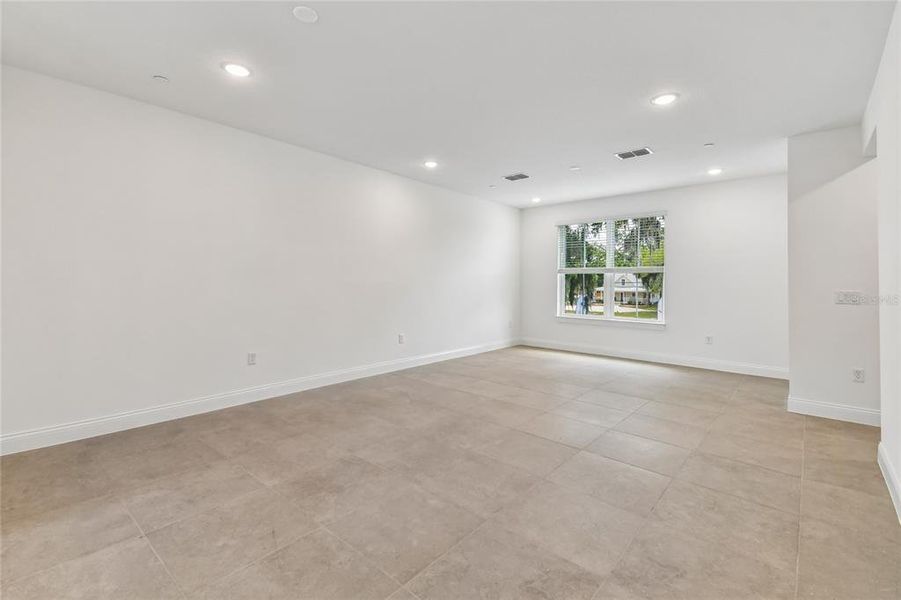 Spacious, unfurnished interior of a new home in Townes at Northlake, Oviedo (Image 13). Spacious, unfurnished interior of a new home in Townes at Northlake, Oviedo (Image 13).