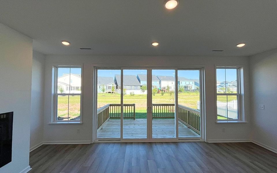 Spacious, unfurnished interior of a new home in Wendell Falls, Wendell (Image 12). Spacious, unfurnished interior of a new home in Wendell Falls, Wendell (Image 12).