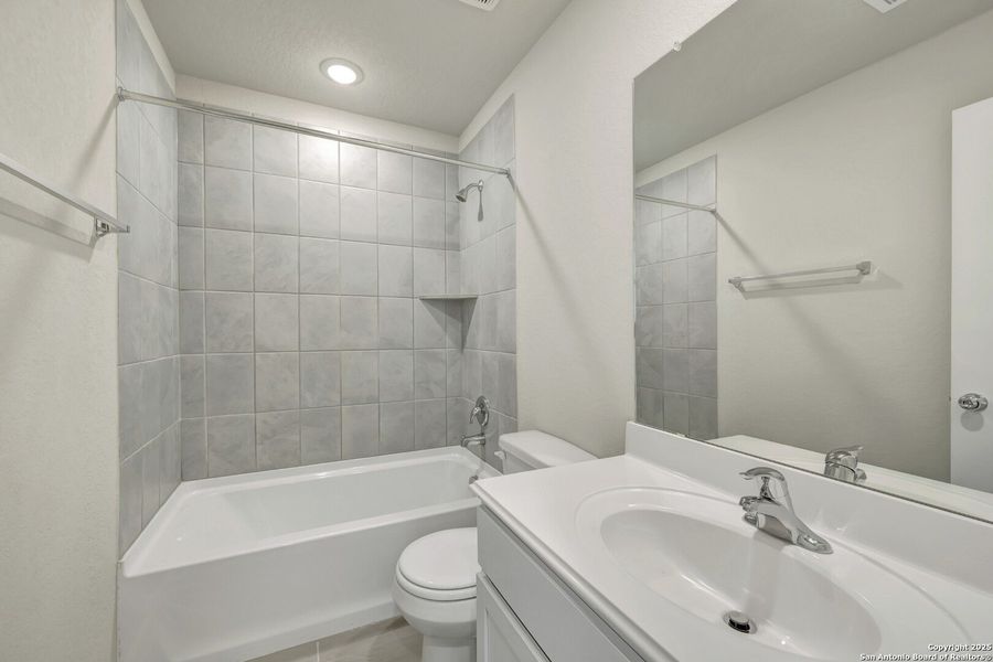 Furnished interior view inside a new home in Winding Brook, San Antonio (Image 11).