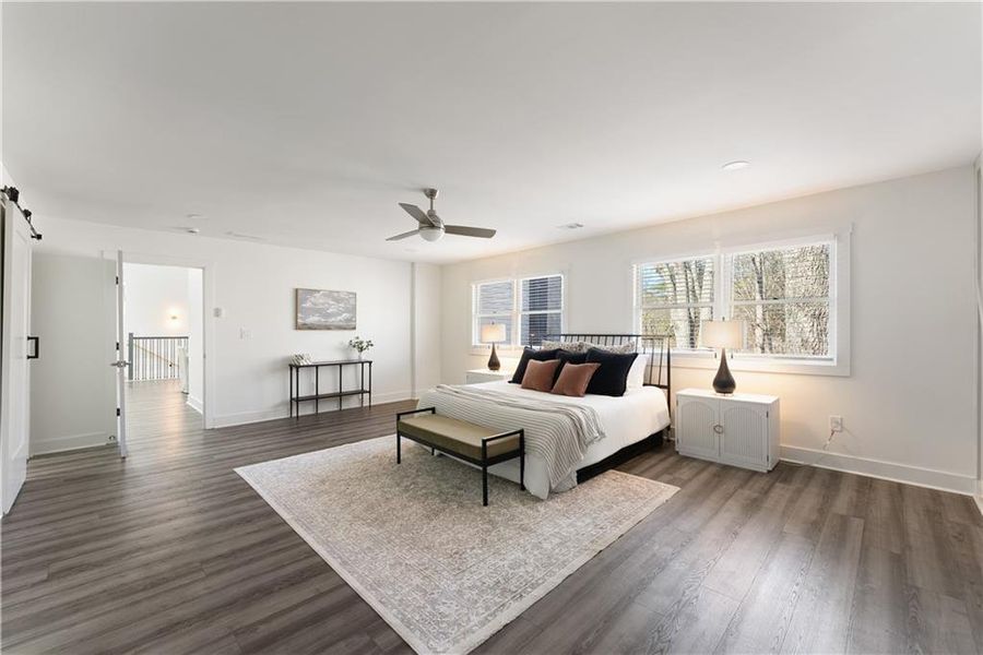 Furnished interior view inside a new home in , Gainesville (Image 44).