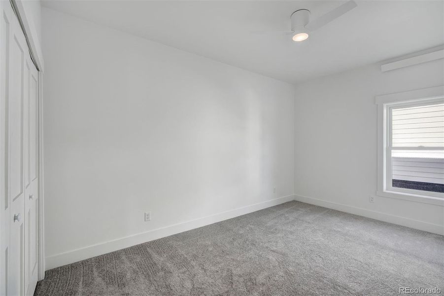 Lincoln Model Home Photos. Same model home by same builder.