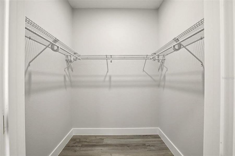 Spacious, unfurnished interior of a new home in , Sebring (Image 17).